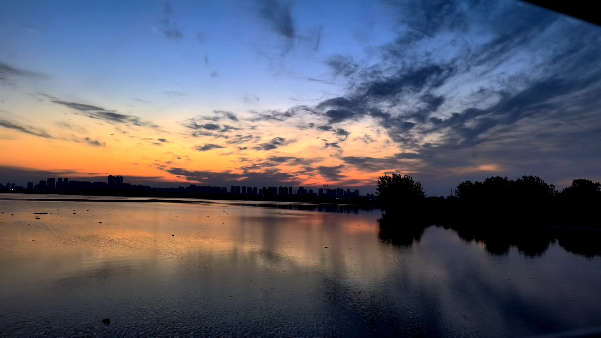 朝阳,无尽活力与生机四溢的可能世界